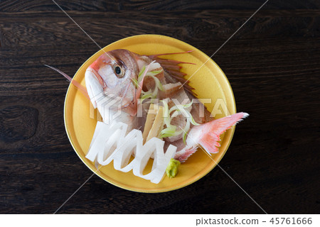 鯛魚的出現 鯛魚的出現 45761666