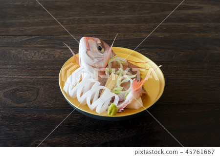 鯛魚的出現 45761667