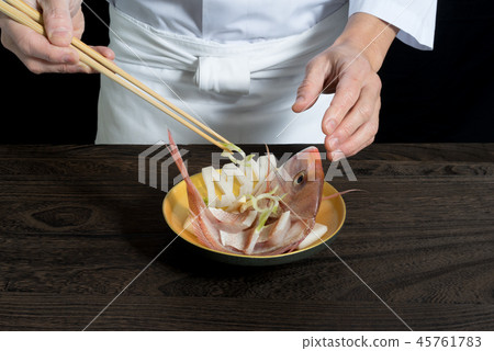 生魚片服務拼盤 45761783