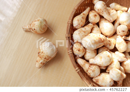 去皮的芋頭 45762227