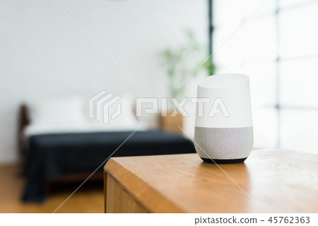 Smart speaker 45762363