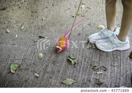 Children and toys. 45771889