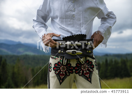 close up on the traditions of highlander clothing 45773911