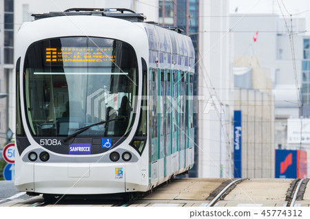 綠色搬運工最大 45774312