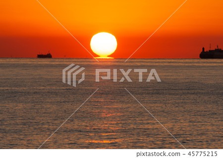 Daruma sunset Daruma sunset 45775215
