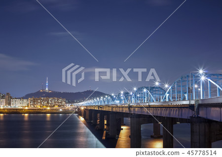 Hangang, Yeongdae Bridge, Dongji, Seoul Hangang, Yeongdae Bridge, Dongji, Seoul 45778514