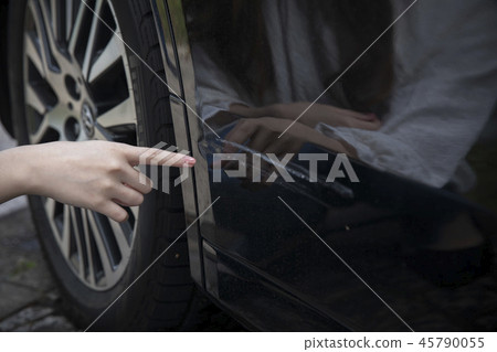 汽車划痕 45790055