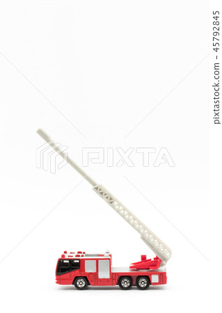 有梯子的消防車：消防車 45792845