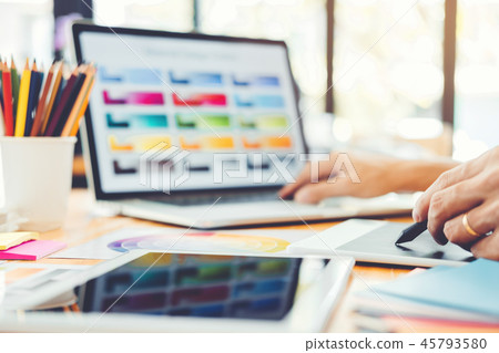 Graphic designer Brainstorming drawing Graphic designer Brainstorming drawing 45793580