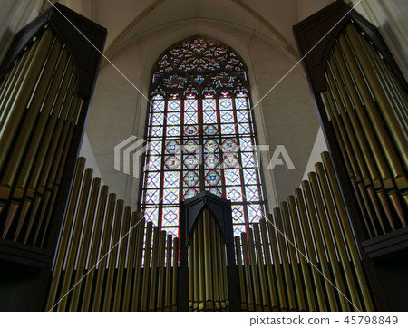 pipe organ pipe organ 45798849