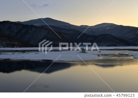 Back of the winter in the morning Akimoto lake Back of the winter in the morning Akimoto lake 45799123