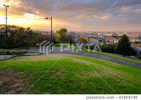 City at dusk (autumn) 45804596