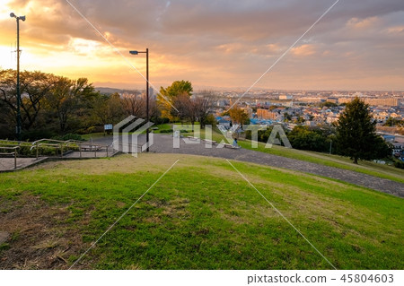 City at dusk (autumn) 45804603