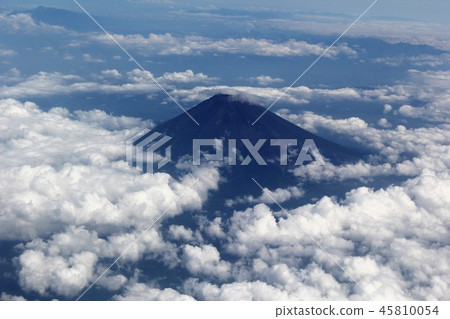 We look over Mt. Fuji from the sky. We look over Mt. Fuji from the sky. 45810054