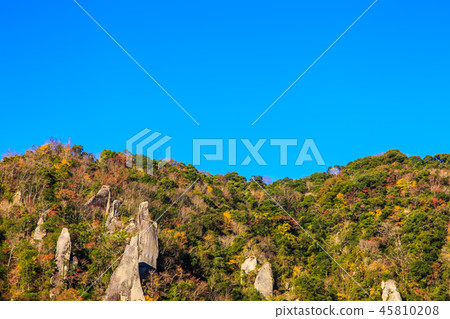 Autumn leaves at first glance Eighth scenery Nakatsu City Shinkansen, Oita Prefecture 45810208