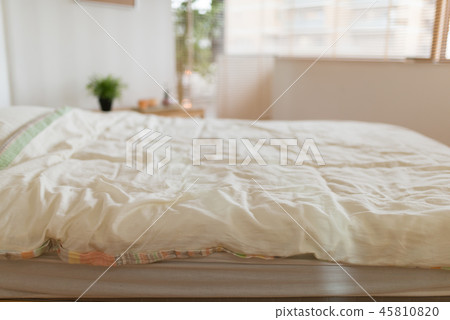 bedroom  45810820