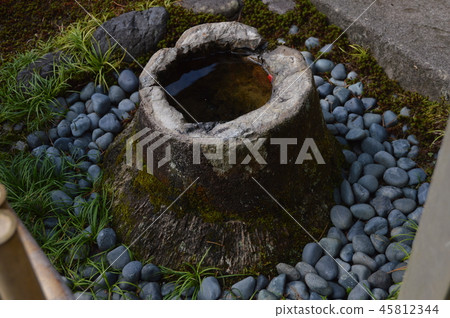 洗手盆(Kenrokuen / Ishikawa Prefecture Kanazawa City) 洗手盆(Kenrokuen / Ishikawa Prefecture Kanazawa City) 45812344