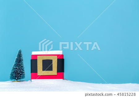 Santa belt gift box 45815228