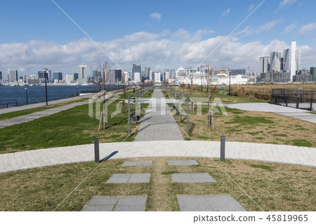 Toyosu Gugururi Park and Harumi Wharf Toyosu Gugururi Park and Harumi Wharf 45819965