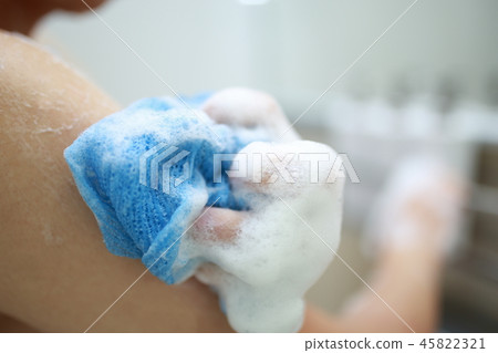 沐浴（浴室浴室洗滌清潔人放鬆男性茶點快樂茶點爸爸） 45822321