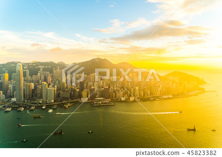 Beautiful colorful sunset in hong kong city skyline Beautiful colorful sunset in hong kong city skyline 45823382