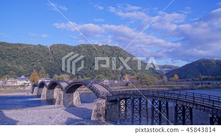 Kintai Bridge winter morning 45843814