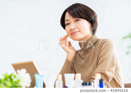 中年婦女 45845810