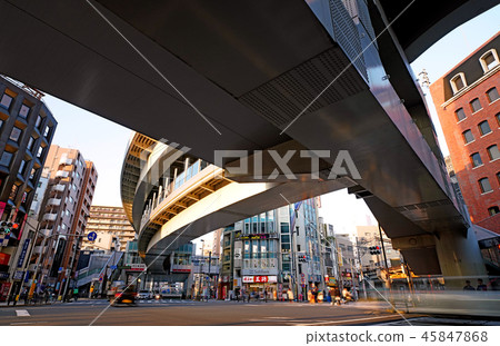 日本的東京都市風景日暮裡，佐渡班輪看西日暮里站以及“西日暮5丁目”等。 45847868