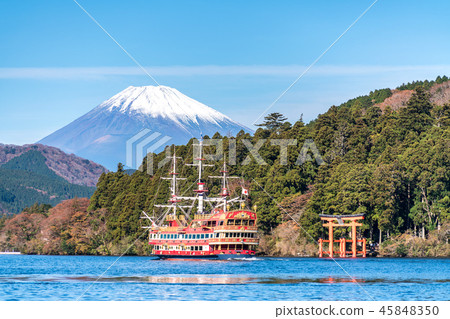 Mountain Fuji, Lake Ashi with Hakone temple 45848350