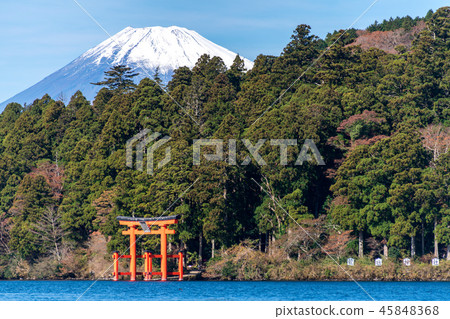 Mountain Fuji, Lake Ashi with Hakone temple 45848368