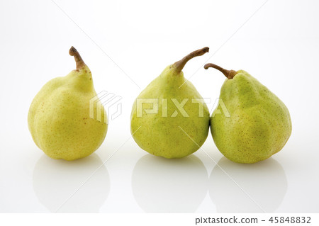 Three pears Le Lecce 45848832