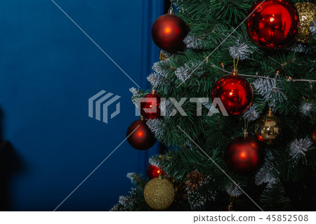 Very beautiful New Year's backlit scenery in a Very beautiful New Year's backlit scenery in a 45852508