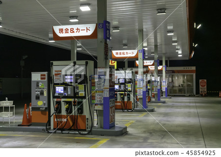 自助加油站在晚上 自助加油站在晚上 45854925