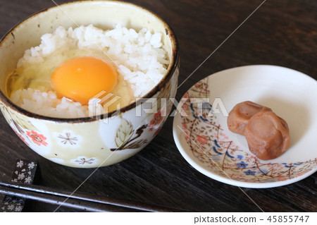 雞蛋飯和meboshi 雞蛋飯和meboshi 45855747