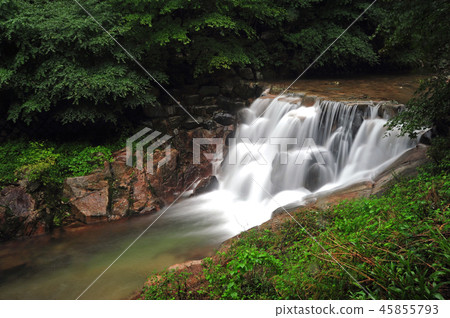 瀑布Jungreung小河國家公園谷 45855793