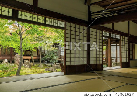 Kennin-ji Temple Autumn leaves Kennin-ji Temple Autumn leaves 45861627