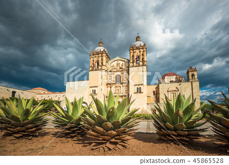 Church of Santo Domingo de Guzman in Oaxaca 45865528