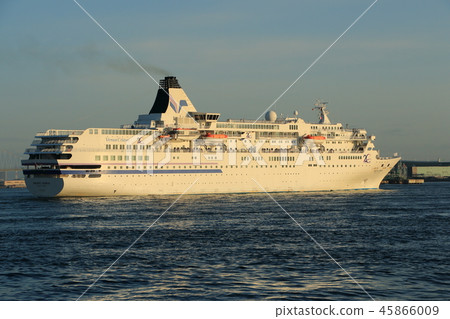 Cruise Passenger Ship Pasifiich·Bridge大阪港口入口 Cruise Passenger Ship Pasifiich·Bridge大阪港口入口 45866009