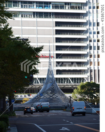 Nagoya Station Meiekimae Rotary Monument 45867801