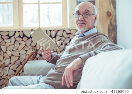 Cheerful bearded pensioner looking straight at camera 45868093