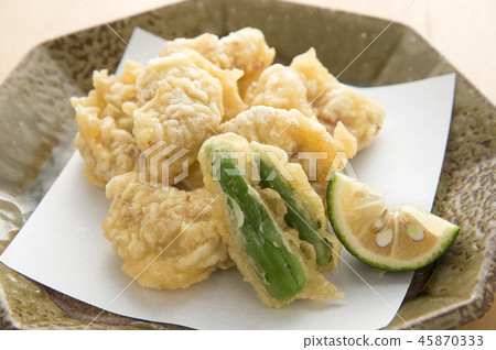 Chicken tempura 45870333