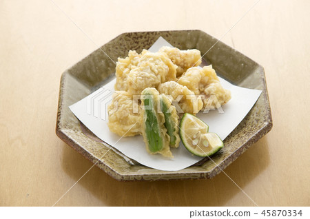 Chicken tempura 45870334