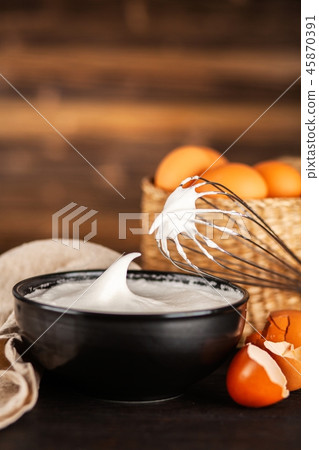Beaten egg whites Beaten egg whites 45870391