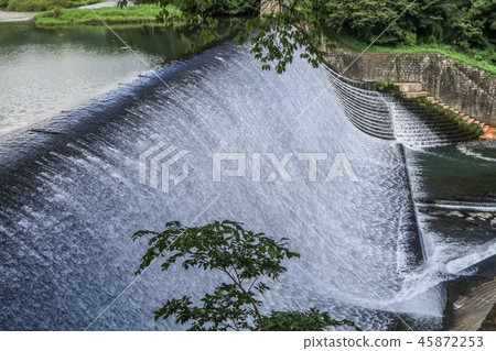 White water dam 45872253
