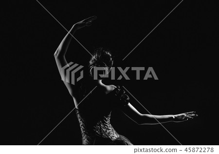 Silhouette of young ballet dancer Silhouette of young ballet dancer 45872278