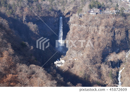 [100 selections of waterfalls in Japan] Kegon Falls in late autumn as seen from Akechidaira, Nikko City, Tochigi Prefecture 45872609