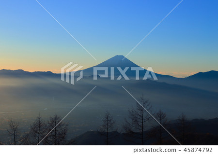 早晨太陽富士山阿瑪瑞 早晨太陽富士山阿瑪瑞 45874792
