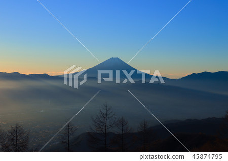 早晨太陽富士山阿瑪瑞 早晨太陽富士山阿瑪瑞 45874795