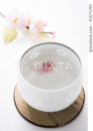 Sakura Sakura 45875765