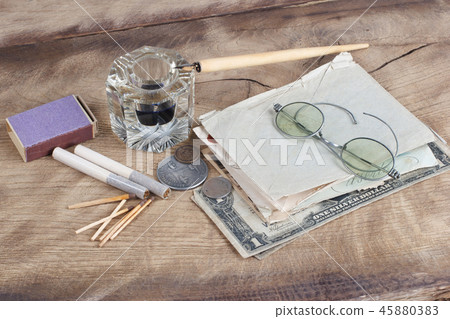 Old fountain pen and inkwell with old letters Old fountain pen and inkwell with old letters 45880383